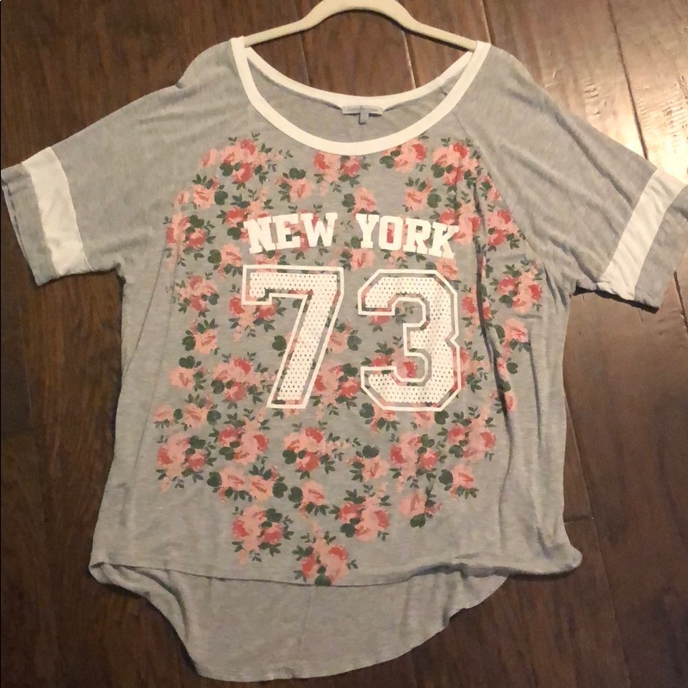 Charlotte Russe Grey Floral Short Sleeve Top